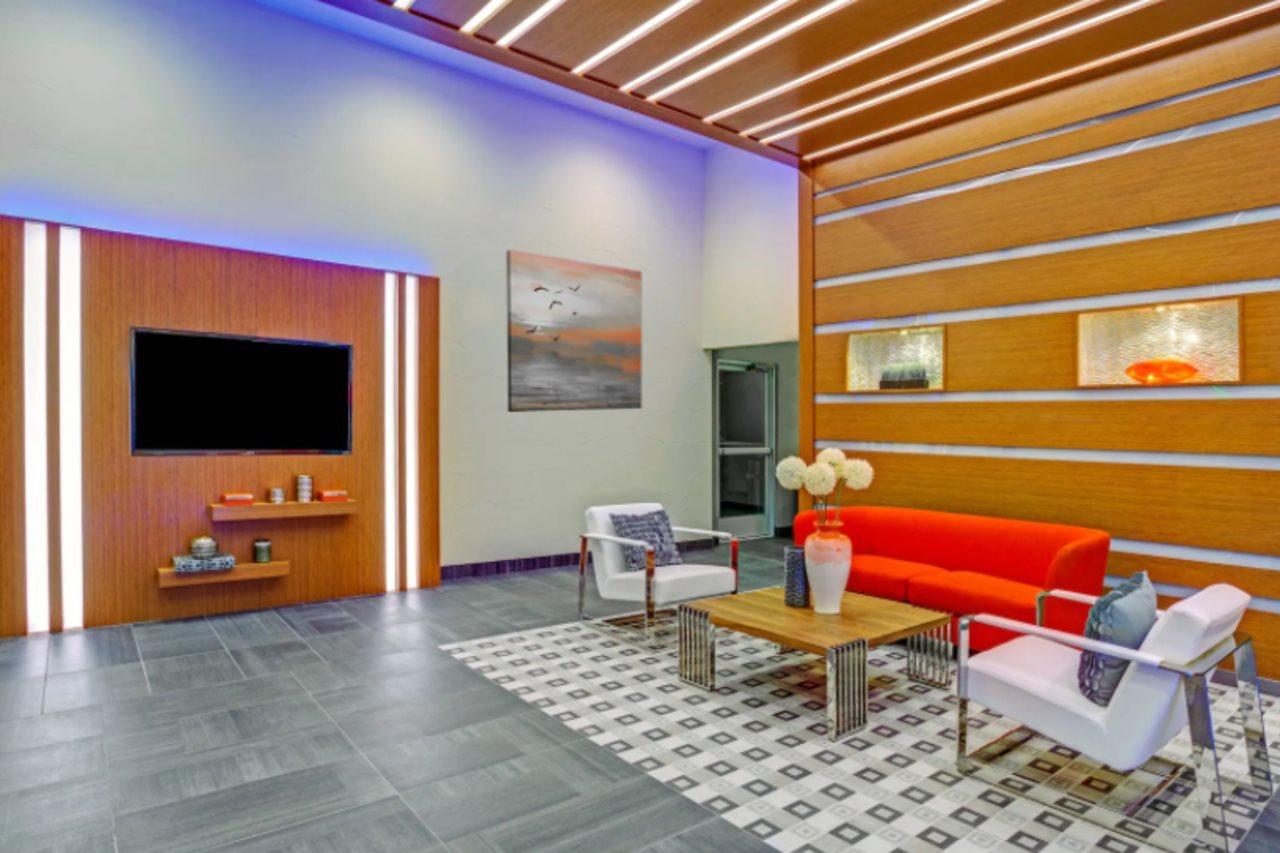 Arya Inn & Suites Farmers Branch Eksteriør billede