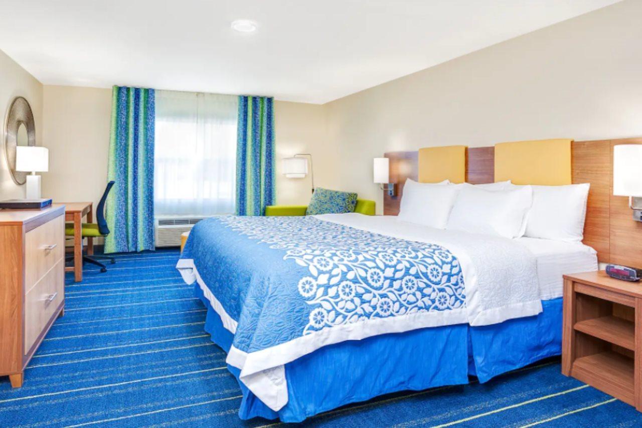 Arya Inn & Suites Farmers Branch Eksteriør billede