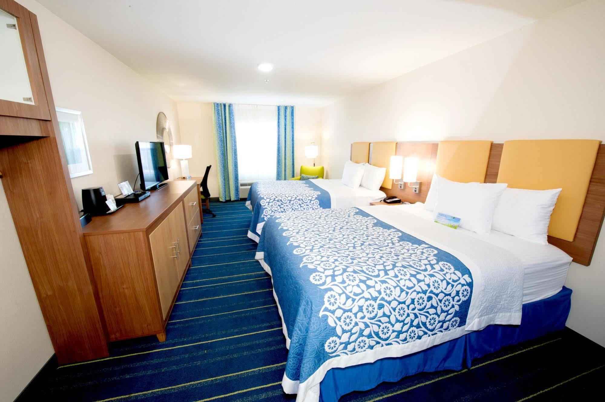 Arya Inn & Suites Farmers Branch Eksteriør billede